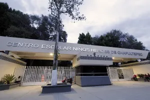 Padres CENHCH denuncian amenazas por señalar irregularidades