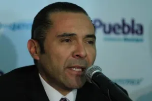 Sindicalizados de la Comuna hacen paro de brazos caídos