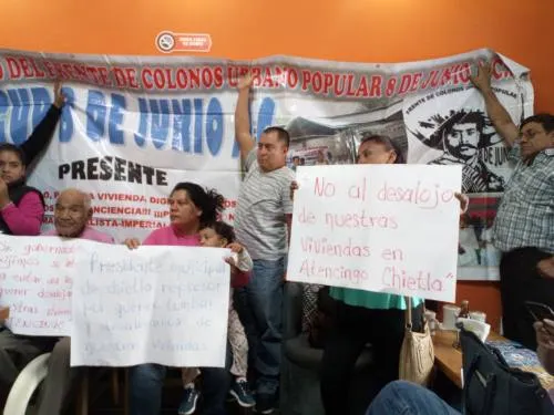 Familias de Atencingo acusaron a edil de Chietla de pretender demoler 12 casas