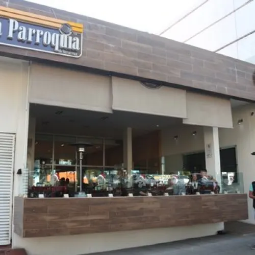 Consiente La Parroquia a los doctores poblanos