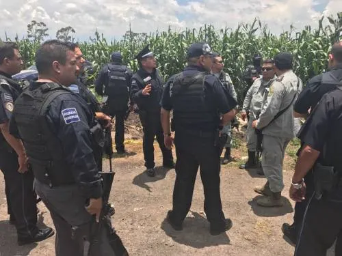 PF  y Seguridad Física de Pemex descubren en San Miguel Xoxtla dos tomas clandestinas