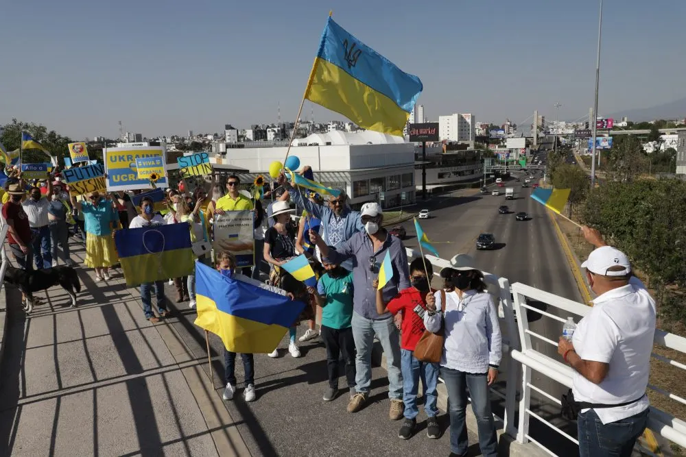 Desde Puebla, ucranianos y rusos piden un alto a la guerra