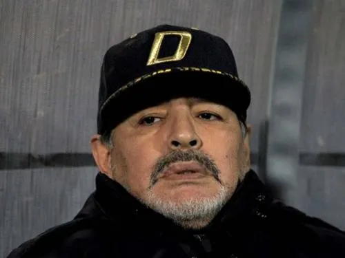 Entré a la clínica con 58 y salí con 50, dice Maradona