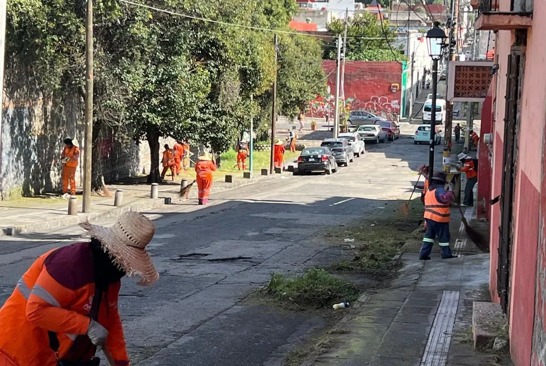 Refuerza Ayuntamiento de Puebla programa “Limpiando bien y a la primera