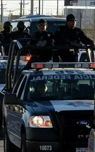 No son aptos para brindar su servicio: 40 mil policías