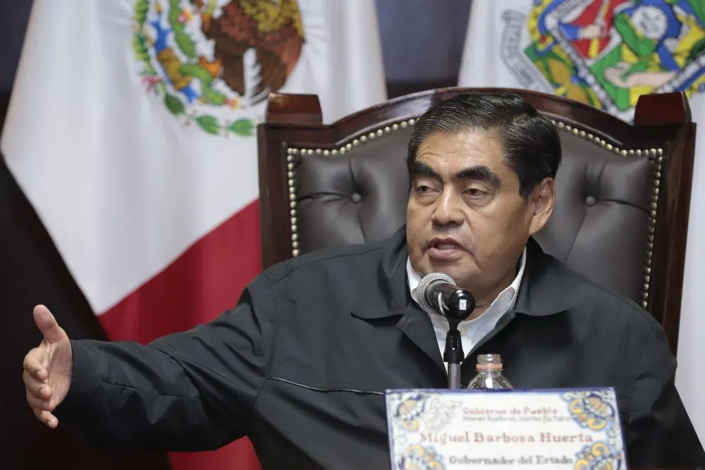 Damnificados de Eloxochitlán reciben todo el apoyo de gobierno estatal , garantiza MBH