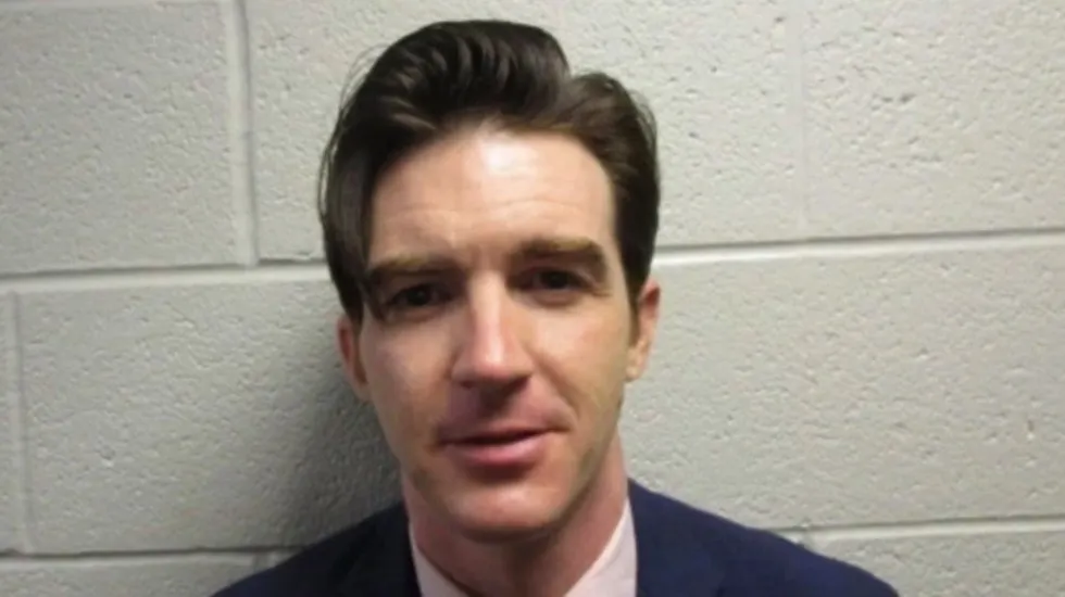 Por difundir material dañino para menores de edad, arrestan a Drake Bell
