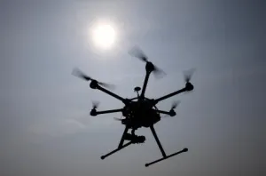 ¿Cómo frenar la invasión de drones en los cielos?