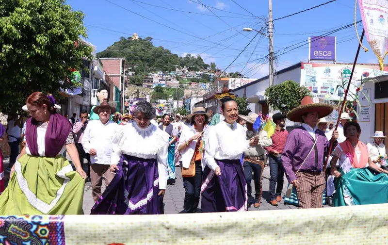 Orgullo y Cultura: Ariadna Ayala encabeza el inicio de las Fiestas Patrias en Atlixco