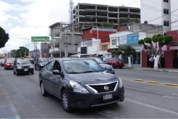 Coches poblanos con hologramas de años anteriores podrán circular en la CDMX