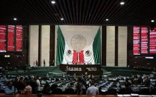 Diputados rechazan recorte de presupuesto a partidos propuesto por Morena