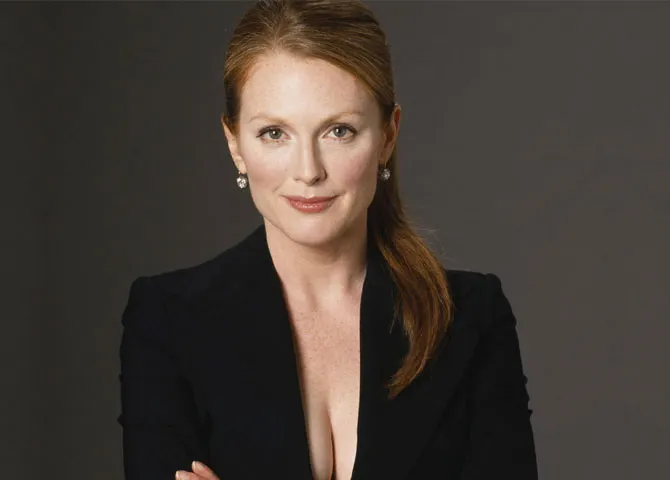 Joyas de Julianne Moore desaparecen en hotel de NY