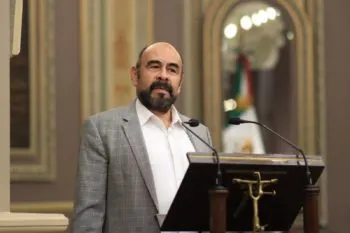 Presentan iniciativa para contemplar en entrega-recepción accesos a cuentas de redes sociales