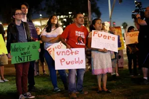 Trump planea deportar inicialmente a 3 millones de inmigrantes