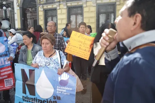 No cederemos a presiones para modificar Ley de Agua, advierte Nora Merino