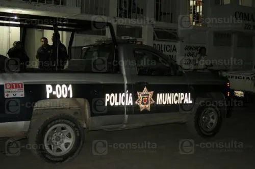 Comando armado asesinó a familia en Huehuetlán  El Grande