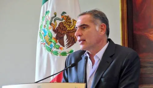 Vinculan a proceso a exsecretarios de Finanzas de Gabino Cué