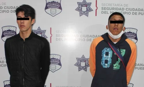 Detuvo policía municipal de Puebla a tres personas por robo a usuarios de la ruta 64A, unidad 4