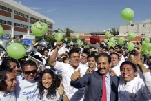 Alfonso Esparza arranca campaña en Contaduría Pública