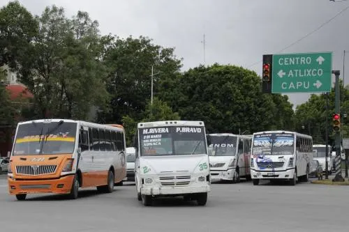 Choferes del transporte público no les interesa tener mejores prestaciones: Arturo Loyola