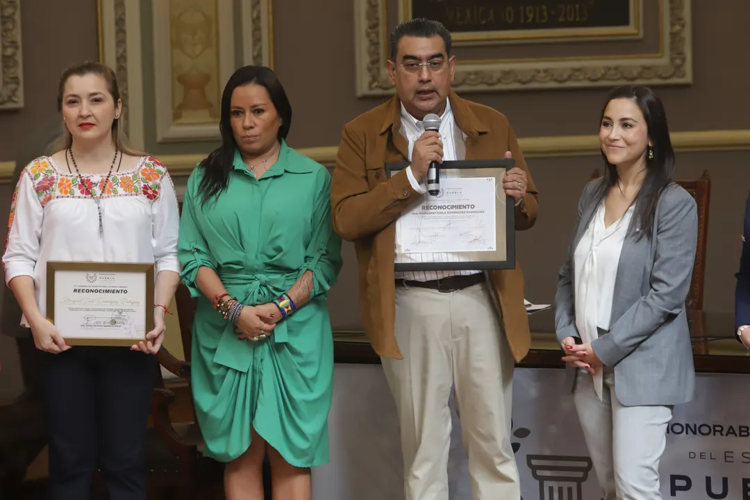Reconoce Congreso local a Margaret Domínguez, poblana miembro de la NASA