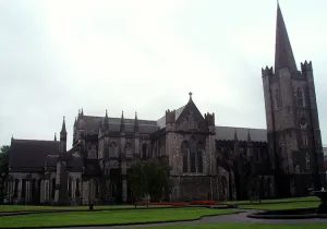 Iglesia católica reprueba intento de legalizar aborto en Irlanda
