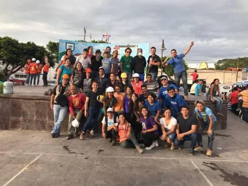 Juntos haremos la diferencia: alumnos del Tec ayudan a reconstruir Chietla