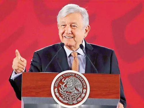‘La política no es para ambiciosos’; ‘al carajo’ los vulgares, reitera López Obrador
