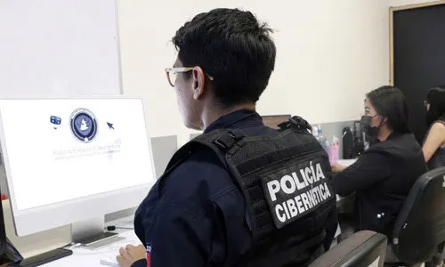 Policía Cibernética