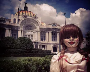 “Annabelle”, la muñeca poseída, se pasea por el DF