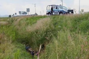 Encuentran cuerpo desmembrado a orilla del Periférico