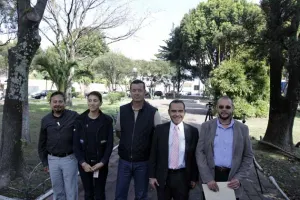 Ayuntamiento dignifica camellón de la 43 Oriente