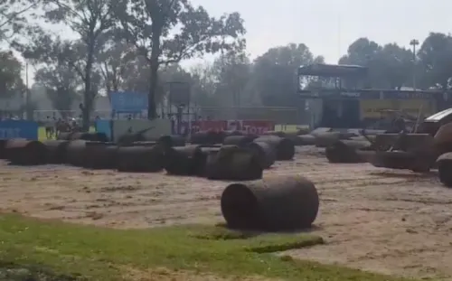 Siguen quitando el pasto de Coapa para llevarlo al Azteca