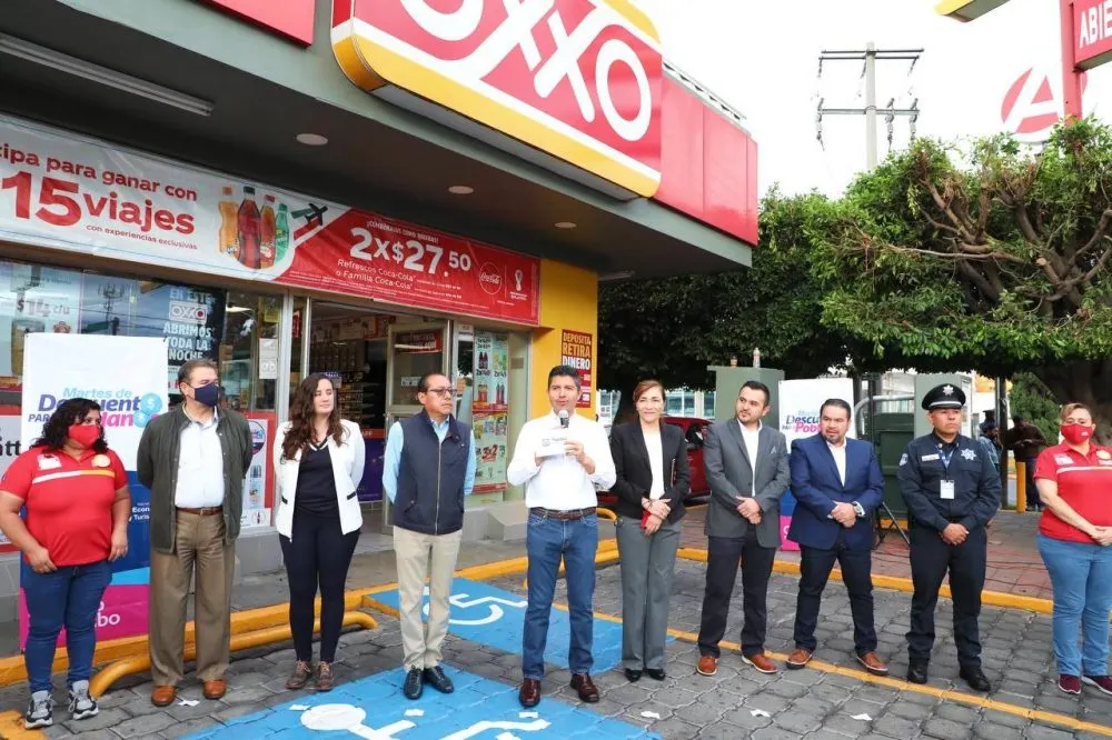 Eduardo Rivera Oxxo