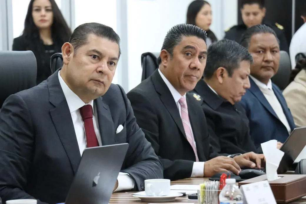 En Puebla no debe haber puerta giratoria parte del Gobierno del Estado: Alejandro Armenta