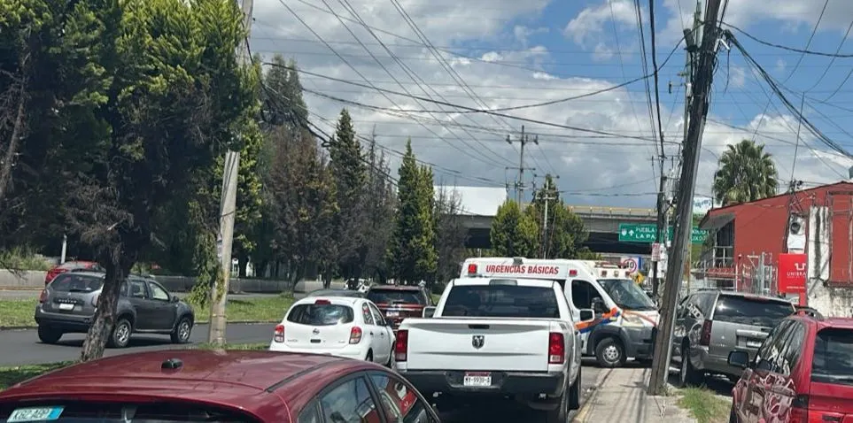 Roban a cuentahabiente 200 mil pesos y le disparan en Recta a Cholula
