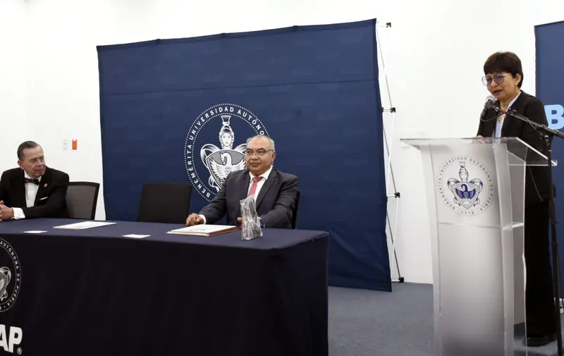 Licenciatura en Medicina General y Comunitaria de la BUAP recibe acreditación internacional de COMAEM