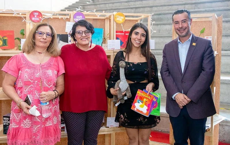 expo-ibero-puebla-primavera-coleccion-minkowski
