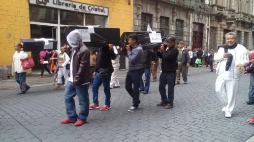 VIDEO: En marcha #PoblanosXLaPaz ciudadanos piden justicia ante la ola de actos delictivos