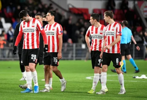 PSV se despide de Europa League con insípido empate