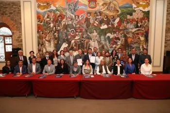 Ayuntamiento de Puebla y Asociación de universidades AUIEMSS firman convenio de colaboración