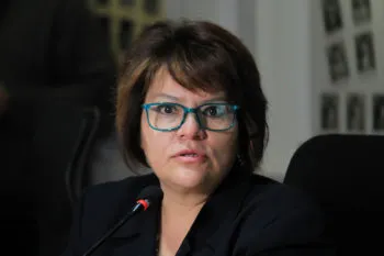 ¿Verito con Armenta?