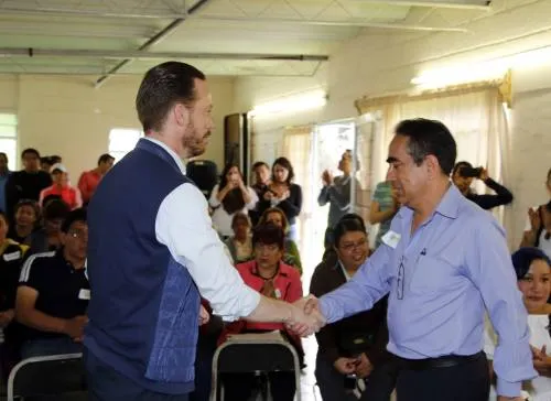 Luis Banck y vecinos trabajan en la movilidad del crucero de bulevar Norte y 15 de Mayo