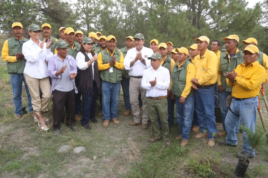 Favorece Gobierno de Sergio Salomón al medio ambiente y desarrollo integral de jóvenes