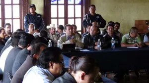 Encabeza SSPE sesión que abarca a todos los municipios en 13 regiones
