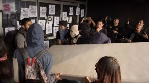Detienen a estudiante del CCH Oriente señalado de agresiones contra Rectoría de la UNAM