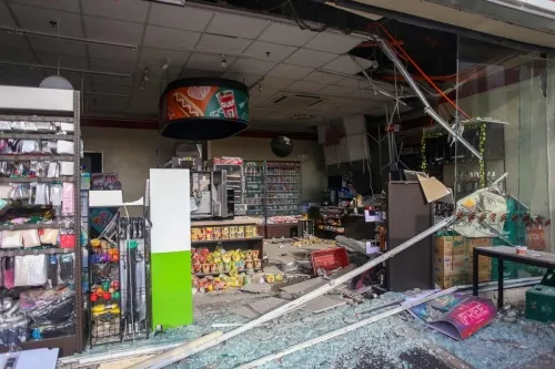Al menos 5 muertos y 70 heridos por sismo en Filipinas