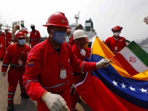 EU intenta confiscar gasolina iraní que va a Venezuela