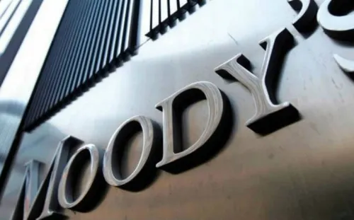 Moody’s pone en perspectiva negativa a 7 bancos en México