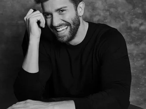 Pablo Alborán lanza tema en apoyo a lucha contra Covid-19
